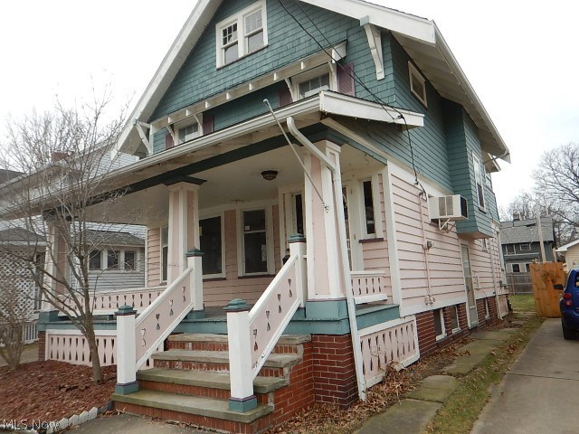 C L & L R Newells - Residential