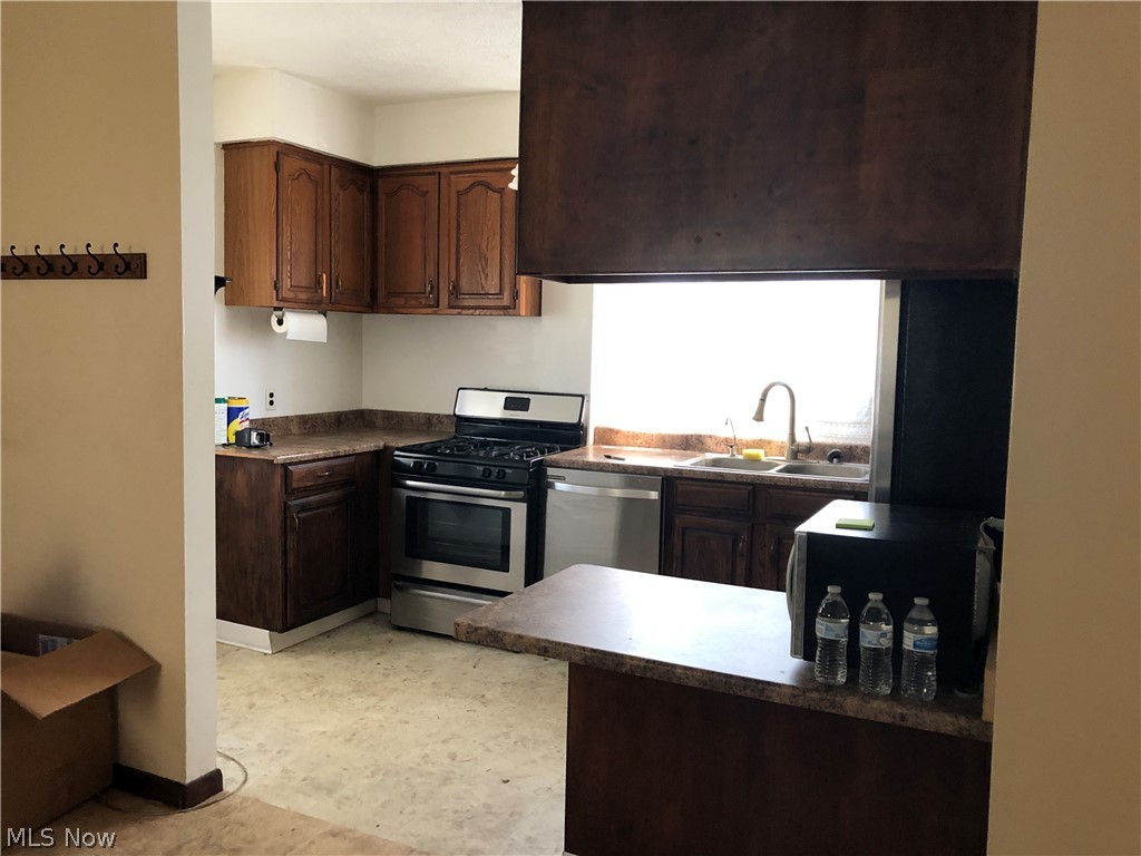 Standard Homes - Residential