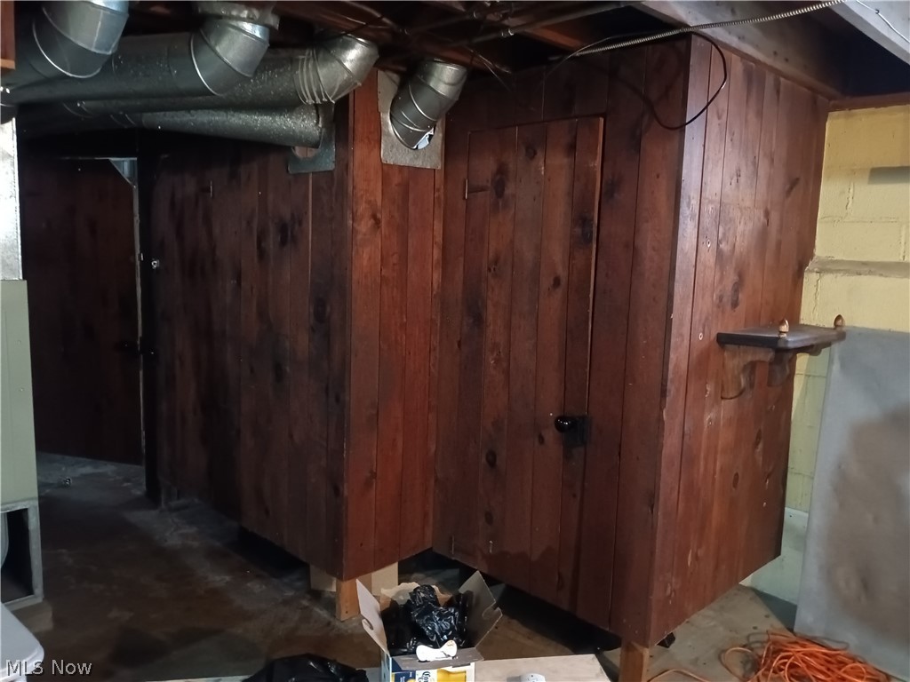 Jefferson Park - Residential Income