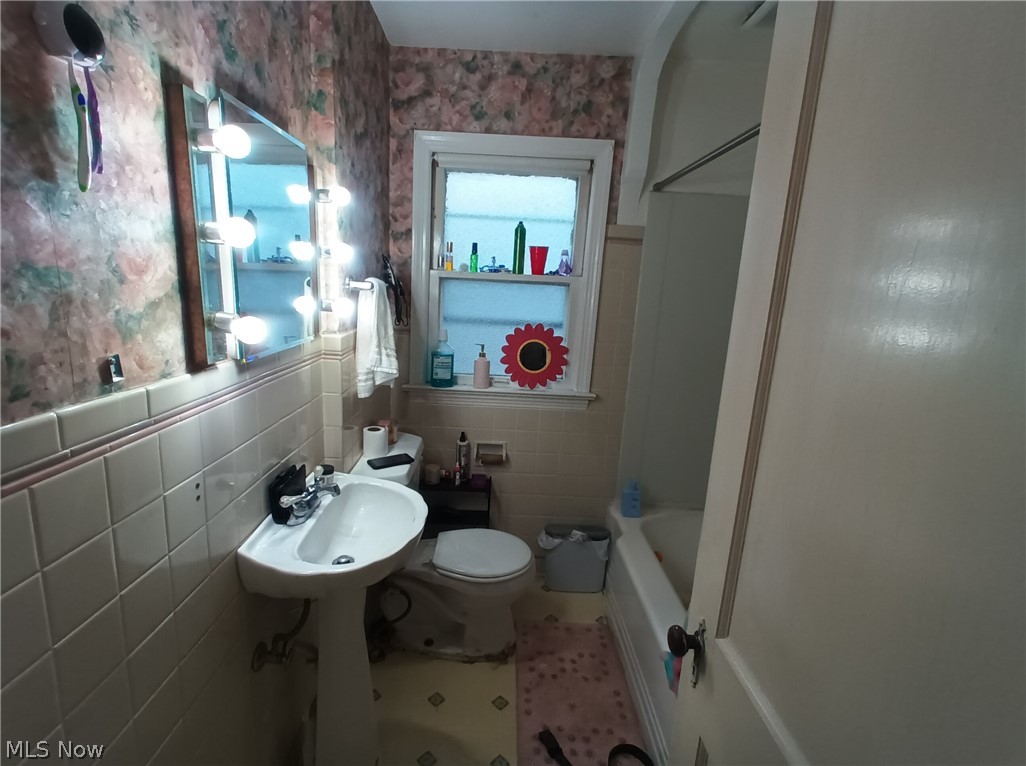 Jefferson Park - Residential Income