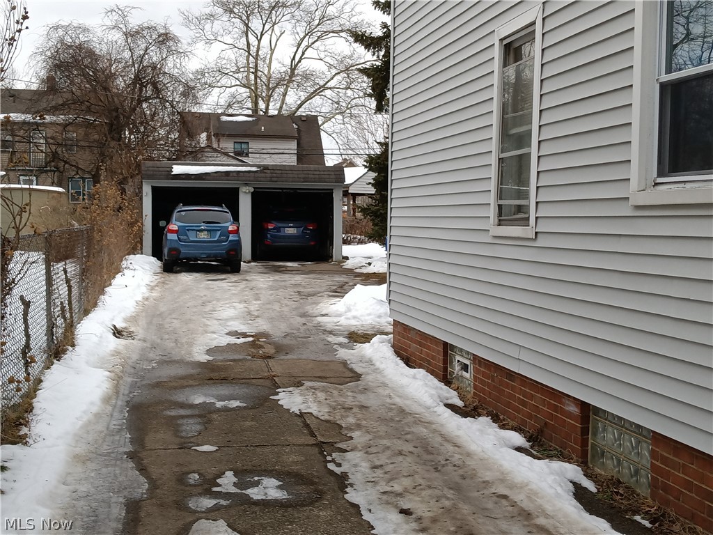 Jefferson Park - Residential Income