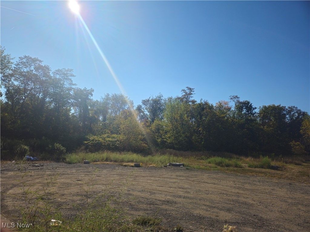 Photo of 601 County Road 34, Wintersville, OH 43953 (MLS # 5177821)