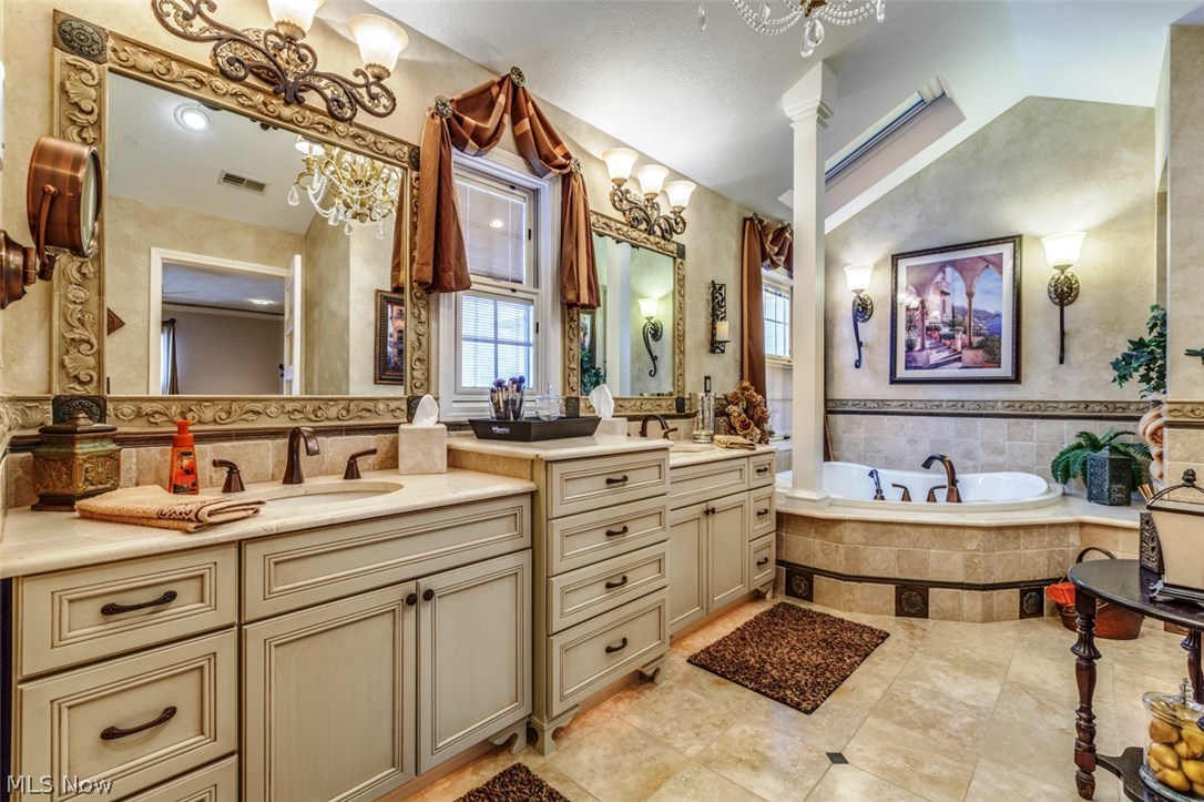 Williamsburg Estates 06b - Residential