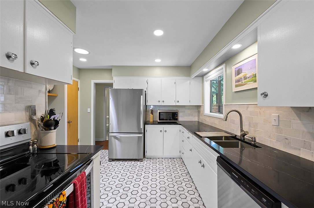 Rocky River Cc Estates 02 - Residential