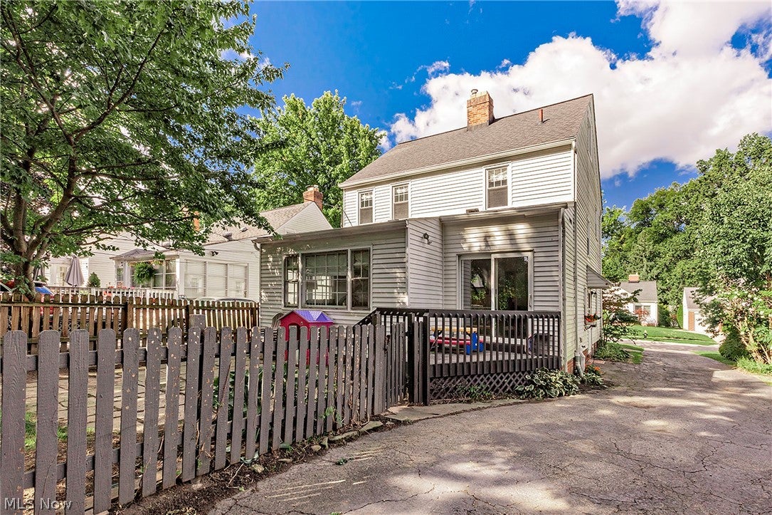 1693 Maywood Road