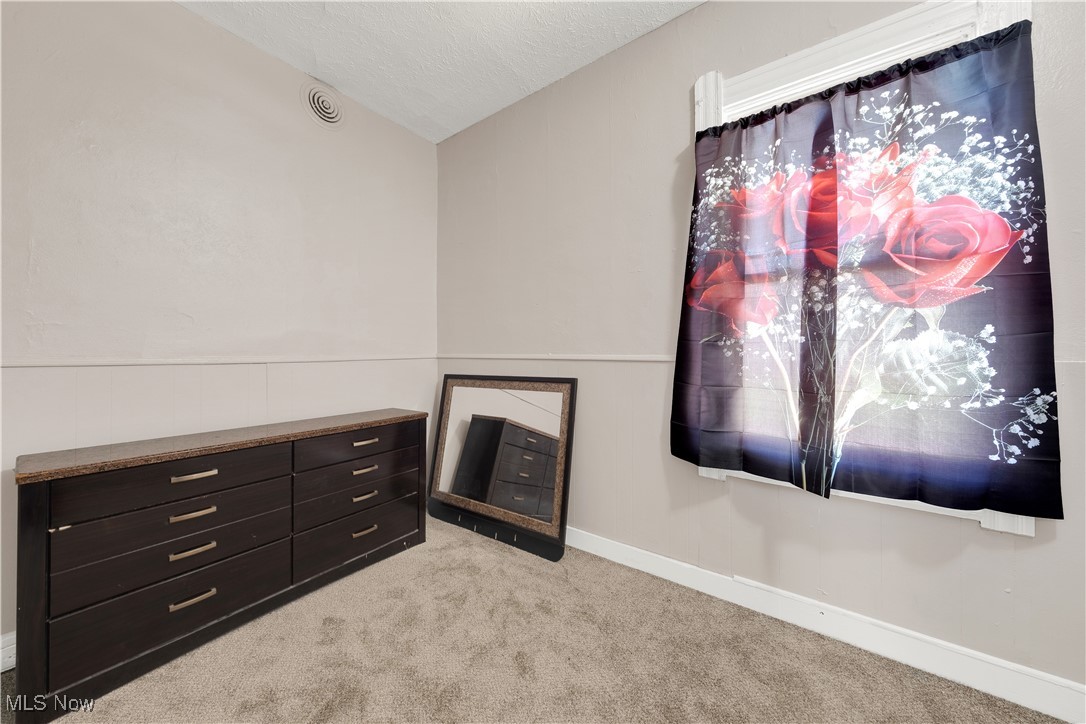 Jos H Storers - Residential Income