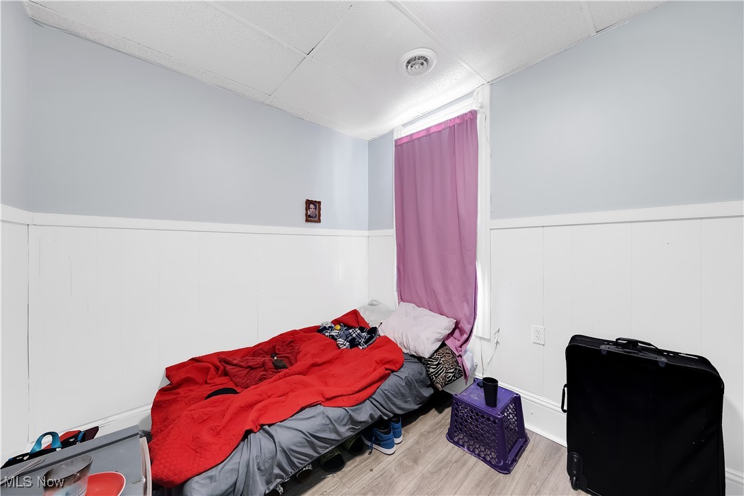 Jos H Storers - Residential Income