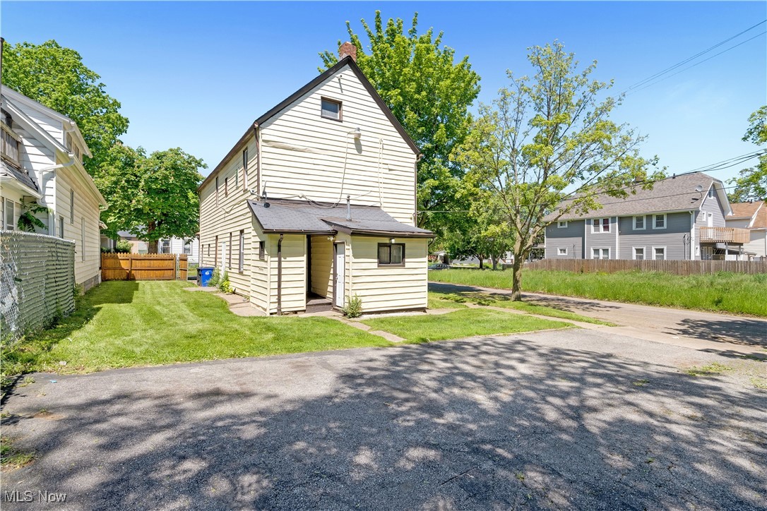 Jos H Storers - Residential Income