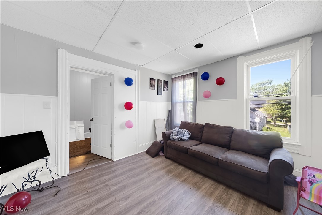 Jos H Storers - Residential Income