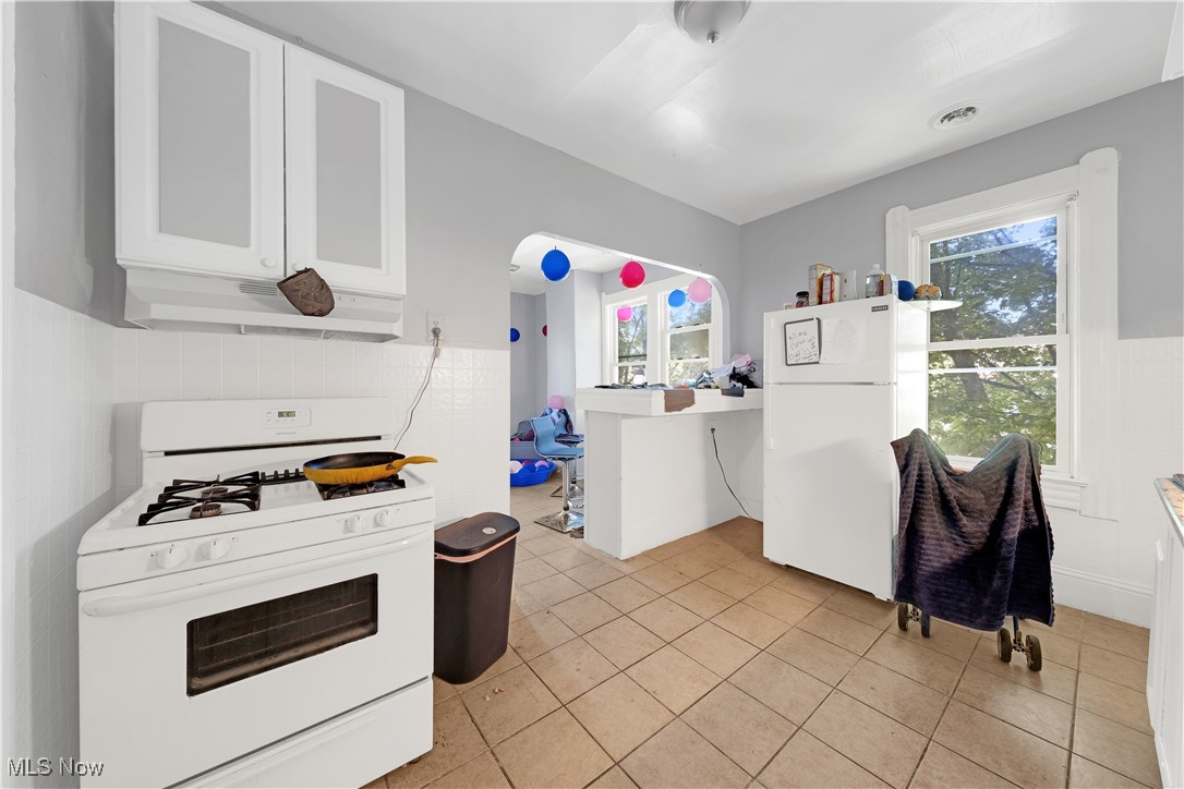 Jos H Storers - Residential Income