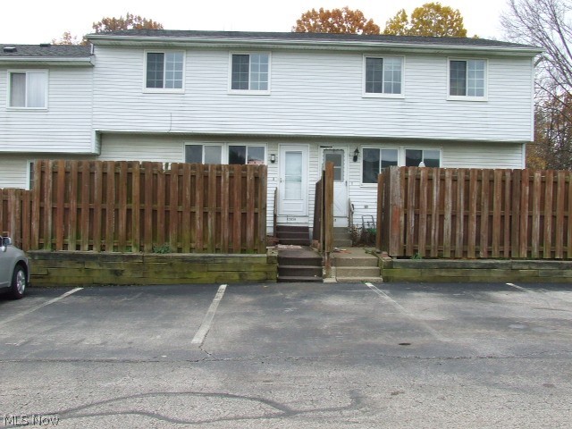 Huntington Park Condo - Residential