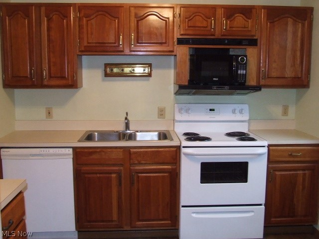 Huntington Park Condo - Residential