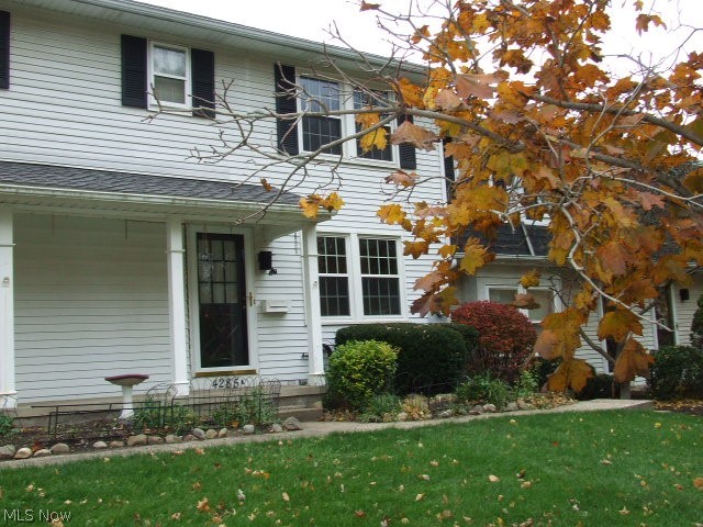 Huntington Park Condo - Residential