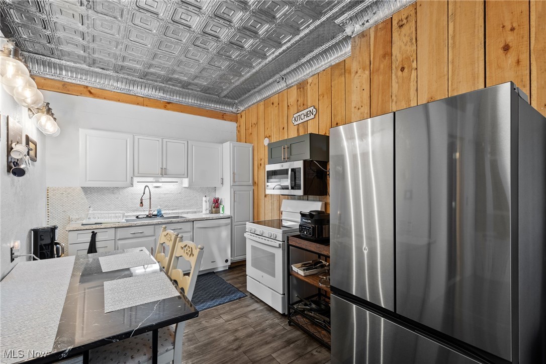 York - Residential Income