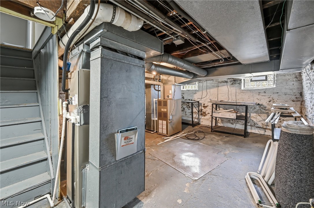 Howland Township - Commercial Sale