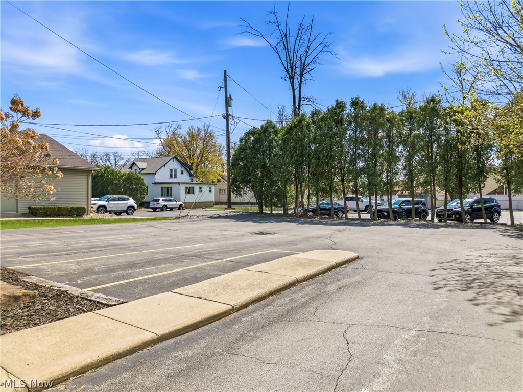 Howland Township - Commercial Sale