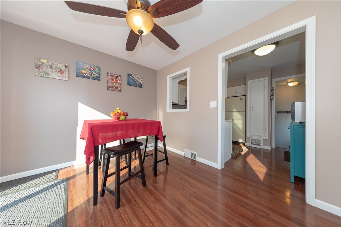 Walter H Tellings Mayfield-Est - Residential