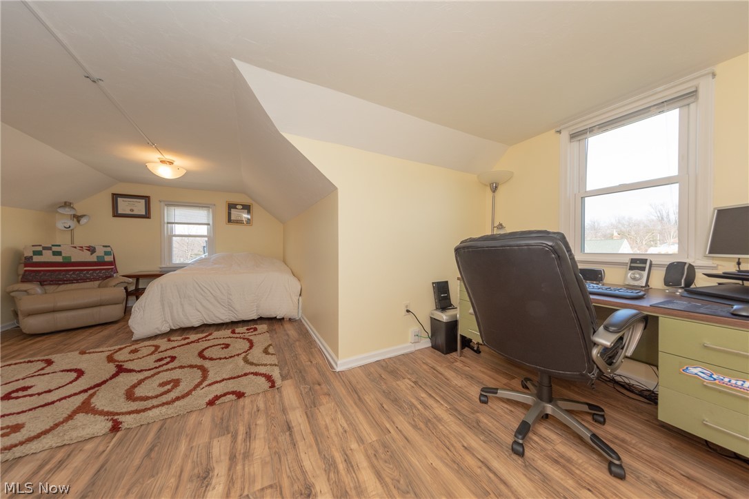 Walter H Tellings Mayfield-Est - Residential