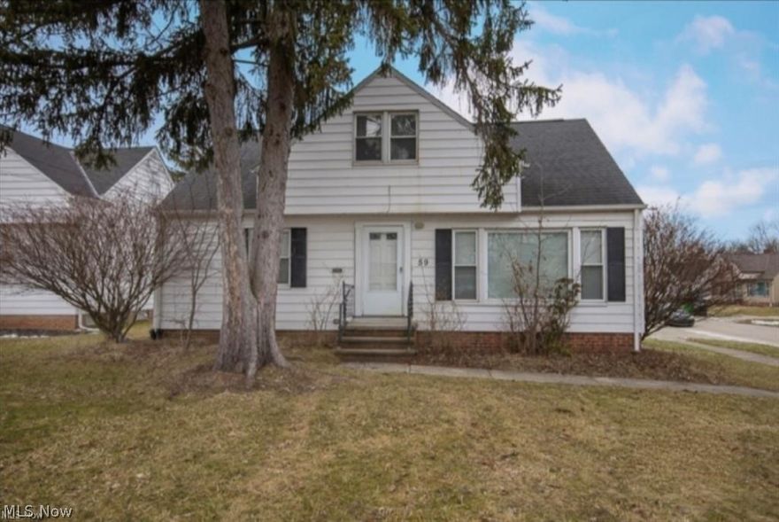 Opportunity to own this great home in the heart of Bedford! This home features four bedrooms and two and a half bathrooms. Great location close to everything the city has to offer. Hurry to check this one out before it's too late!