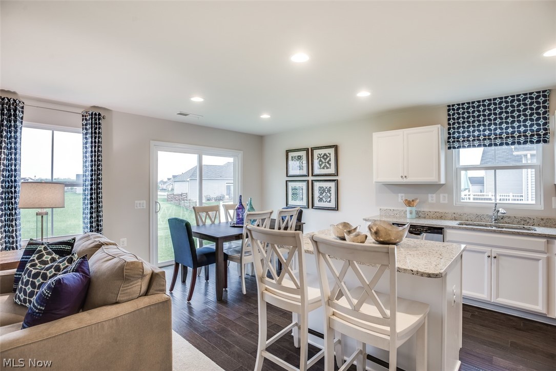 Villas of Meadow View - Residential