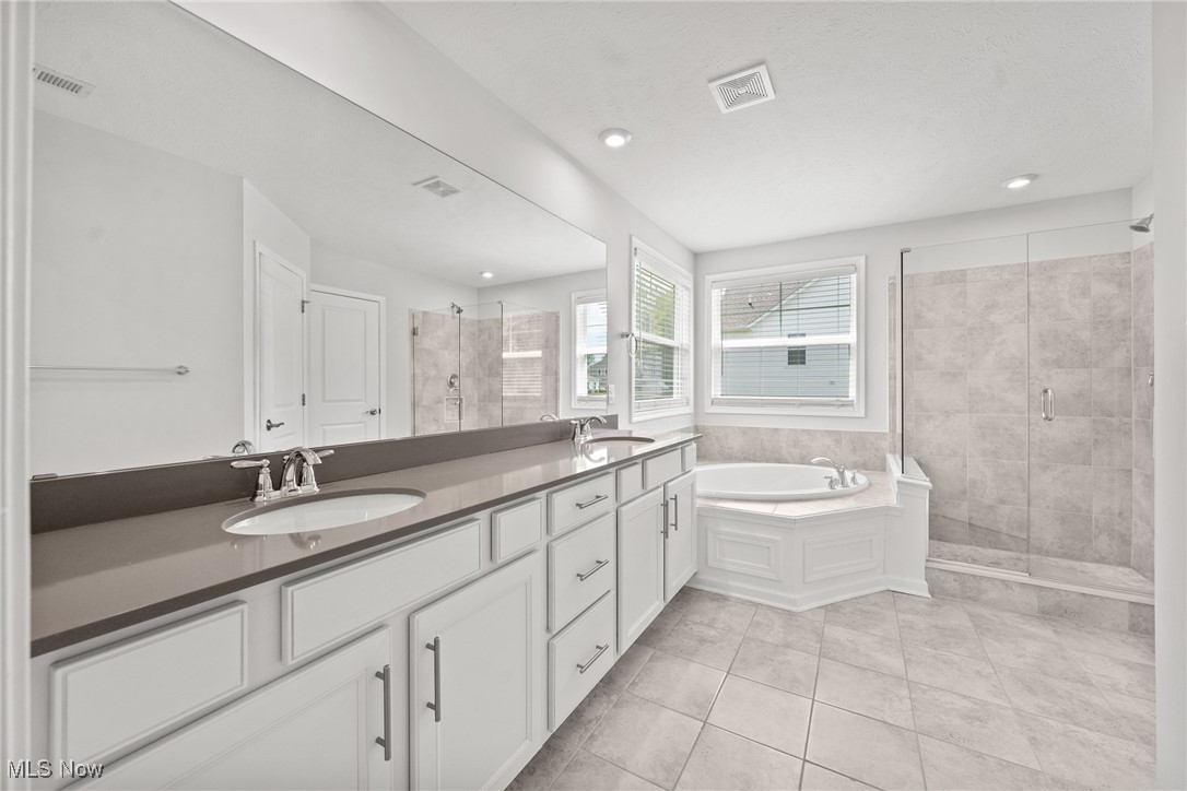 Hawthorn of Aurora - Residential