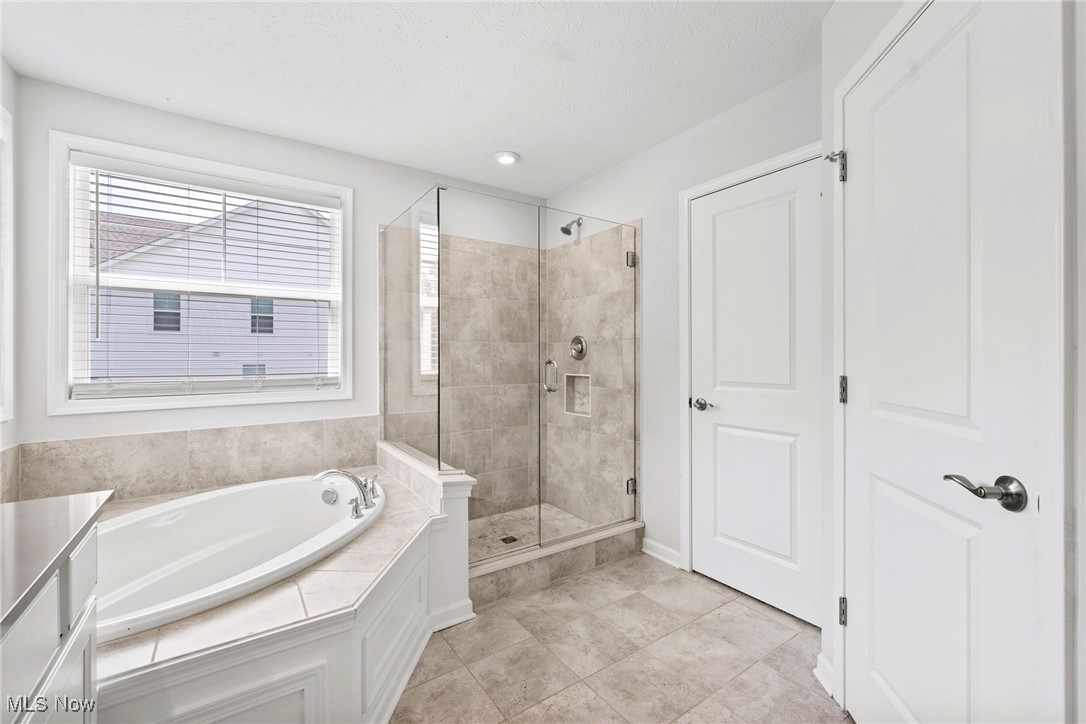 Hawthorn of Aurora - Residential