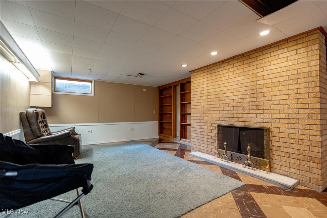 6111 Hollydale Avenue, Canton, Ohio image 26