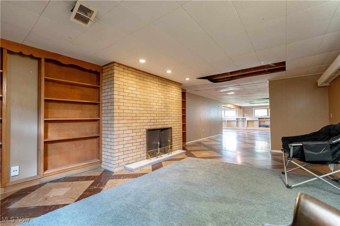 6111 Hollydale Avenue, Canton, Ohio image 27