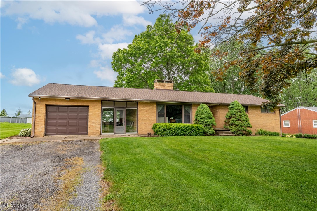 6111 Hollydale Avenue, Canton, Ohio image 42