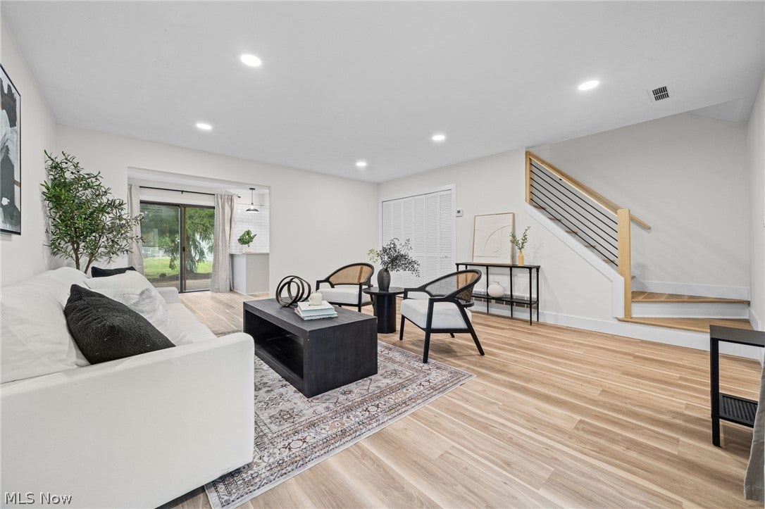 4449 Cushing Lane