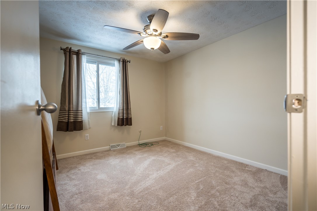 Hampton Ridge Condo - Residential