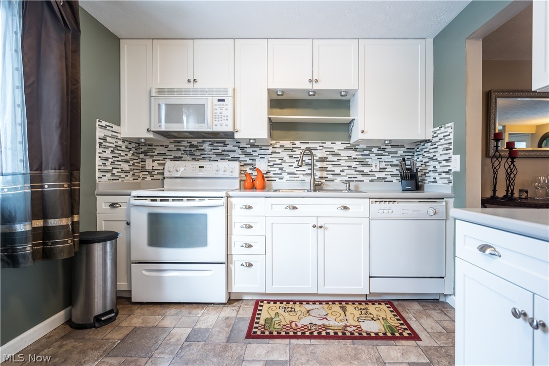 Hampton Ridge Condo - Residential