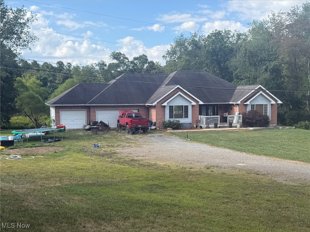 This is an ONLINE ONLY foreclosure sale. There are NO SHOWINGS. Deposit due by wire transfer within 48 upon conclusion . Cash deal; funding must take place within 30 days of confirmation of sale. 5% Buyer’s Premium shall apply. Subject to postponement and cancellation. Full terms and conditions at online registration.