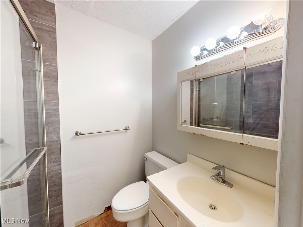 Fairfax Manor Condo - Residential