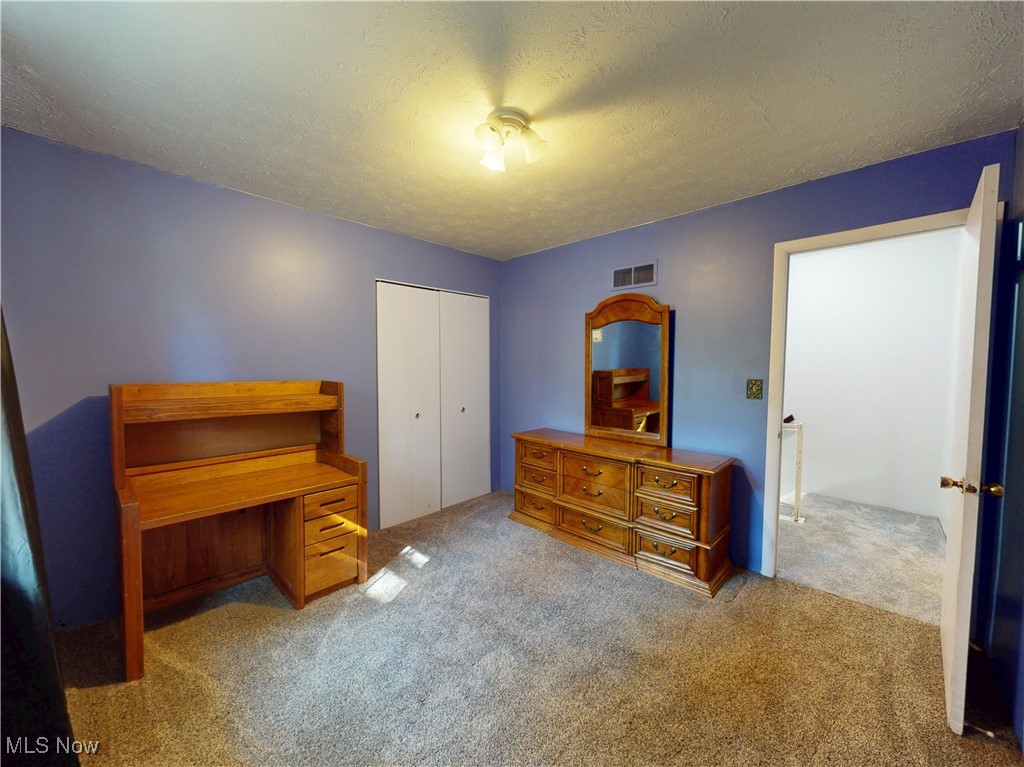 Fairfax Manor Condo - Residential