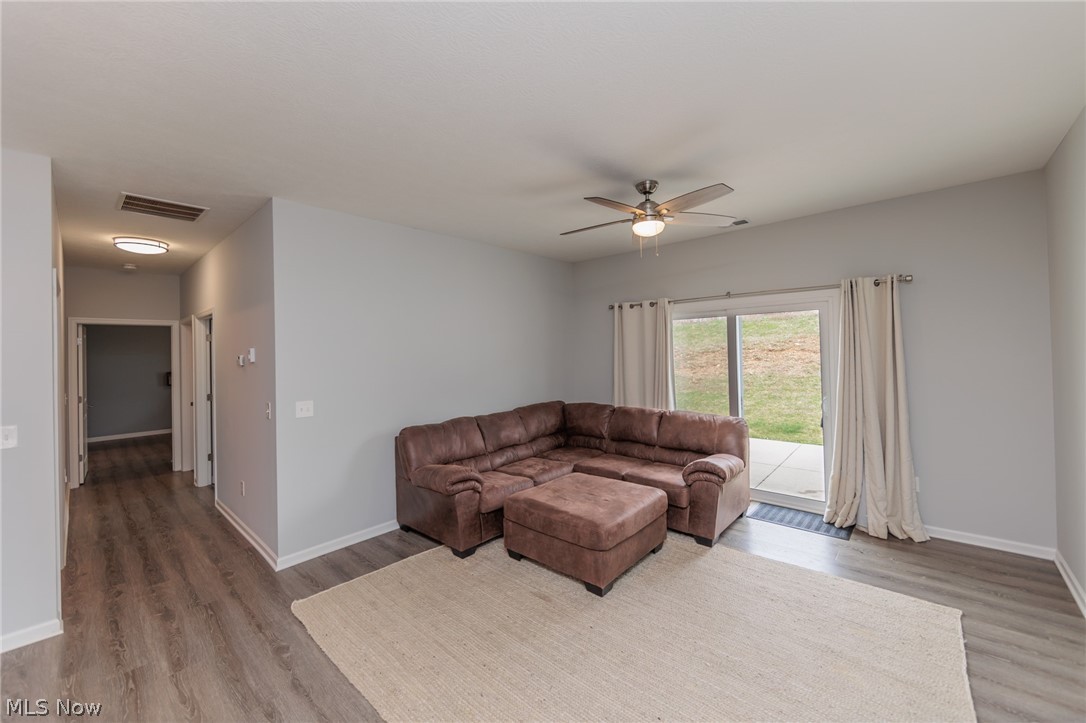 Waterford Pointe 2 As Pleasant - Residential