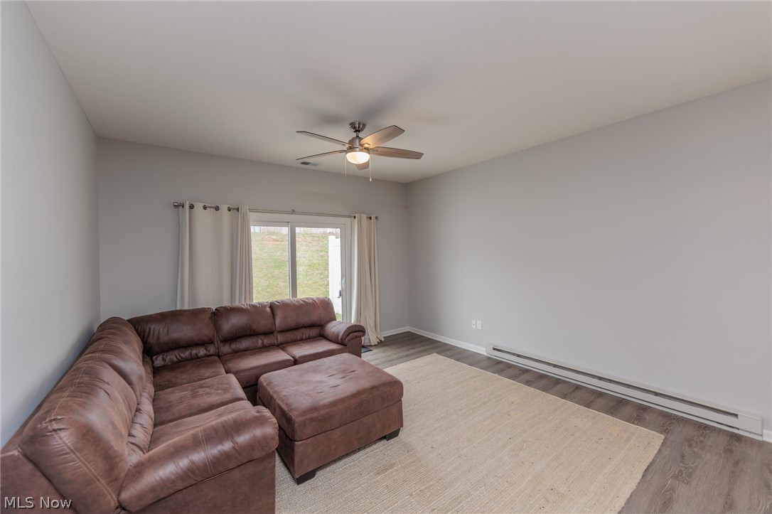 Waterford Pointe 2 As Pleasant - Residential