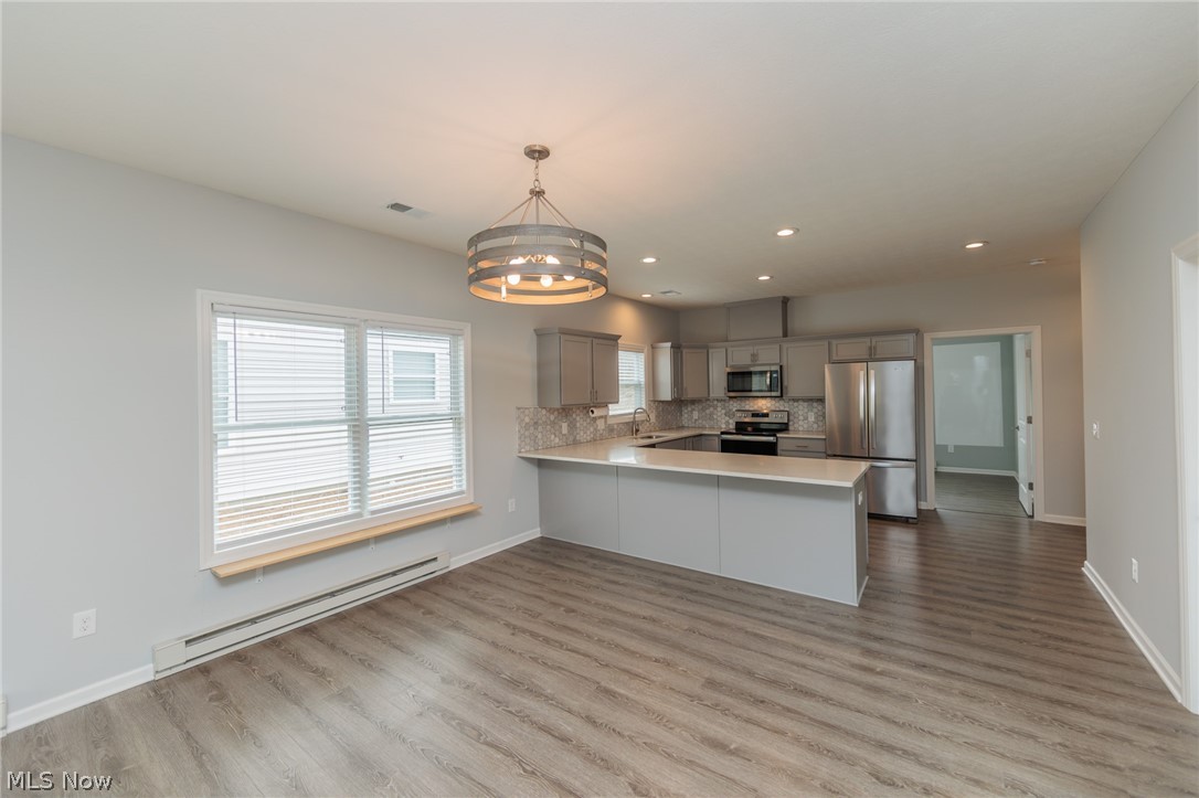 Waterford Pointe 2 As Pleasant - Residential