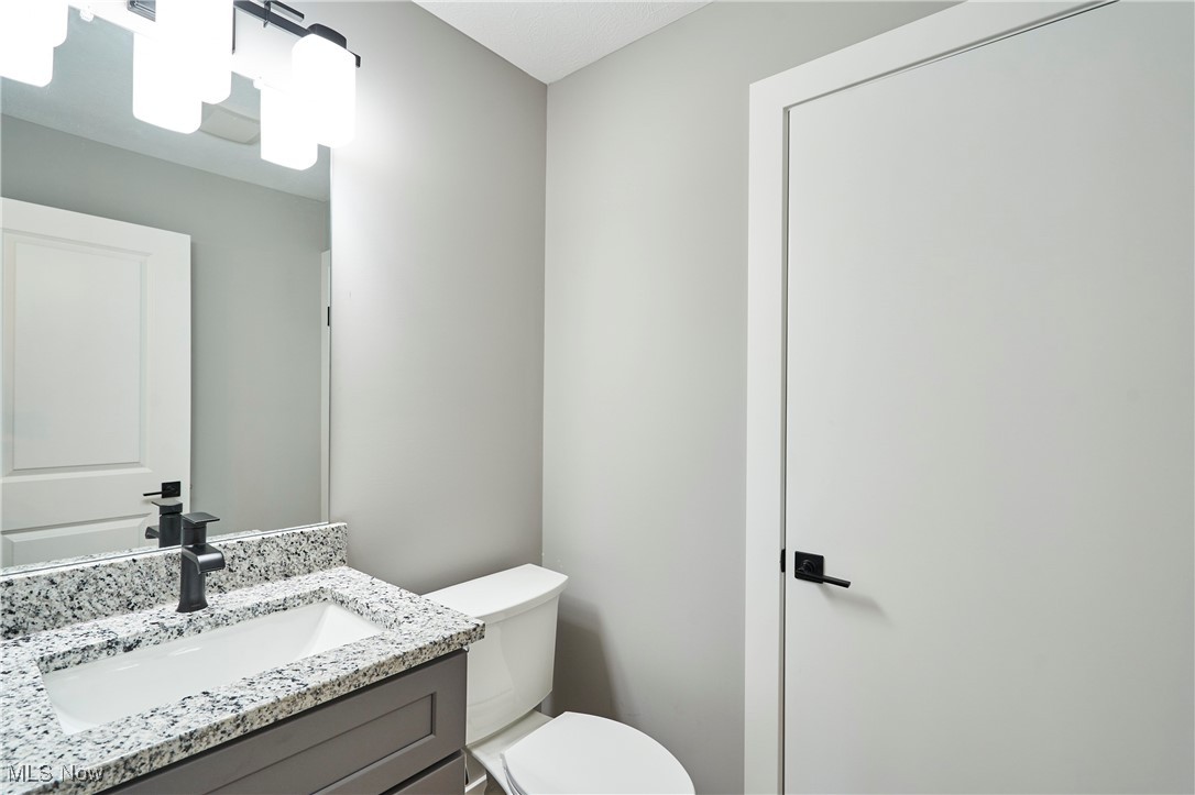 35940 Portage Drive, Eastlake, Ohio image 11