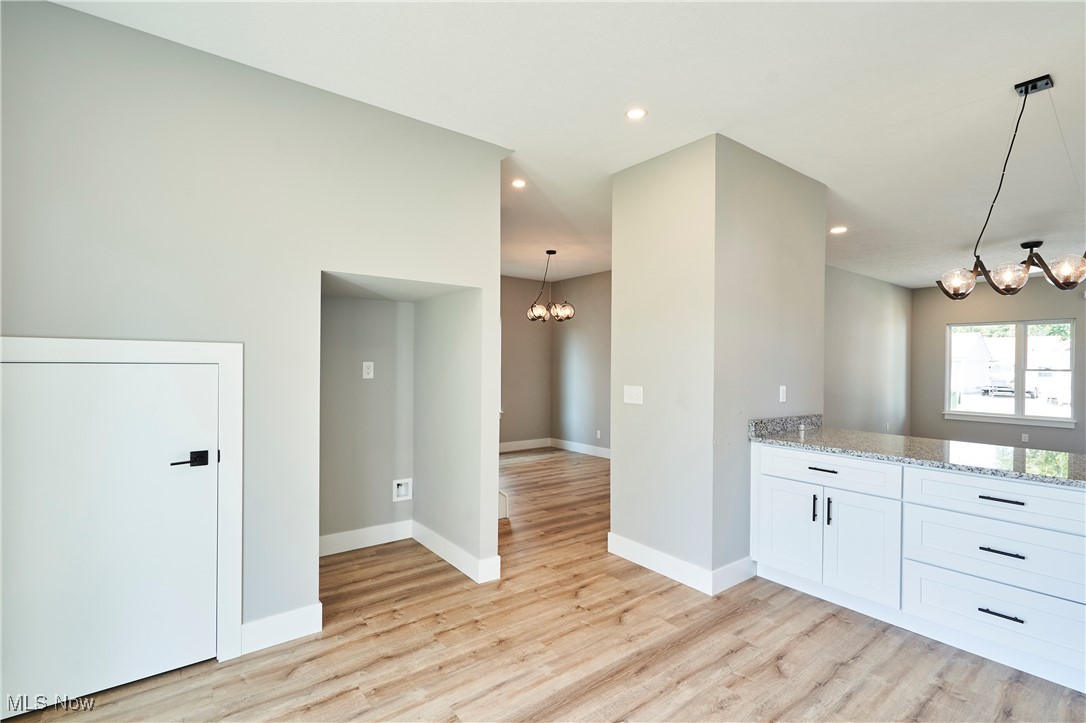 35940 Portage Drive, Eastlake, Ohio image 13