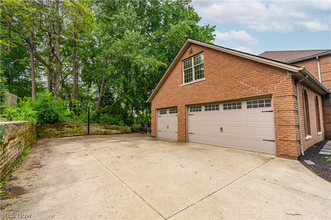 Woods At Nobles Pond - Residential