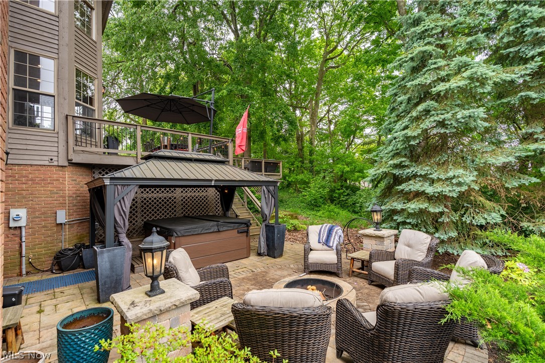 Woods At Nobles Pond - Residential