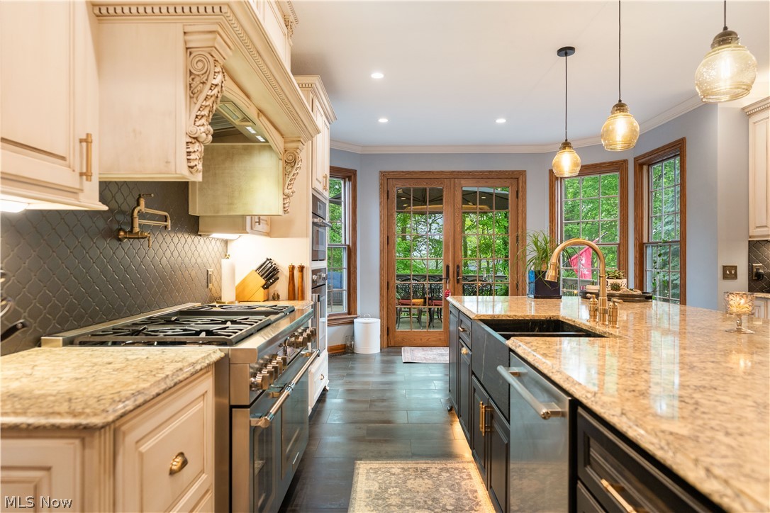 Woods At Nobles Pond - Residential