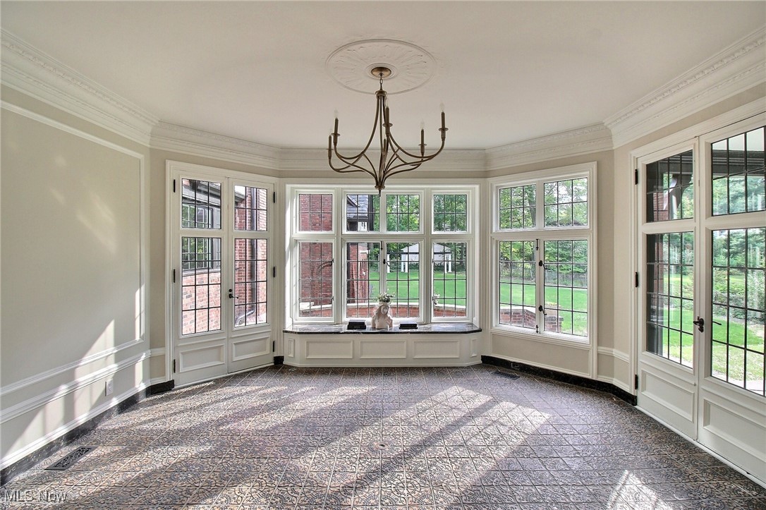 2970 Fairmount Boulevard