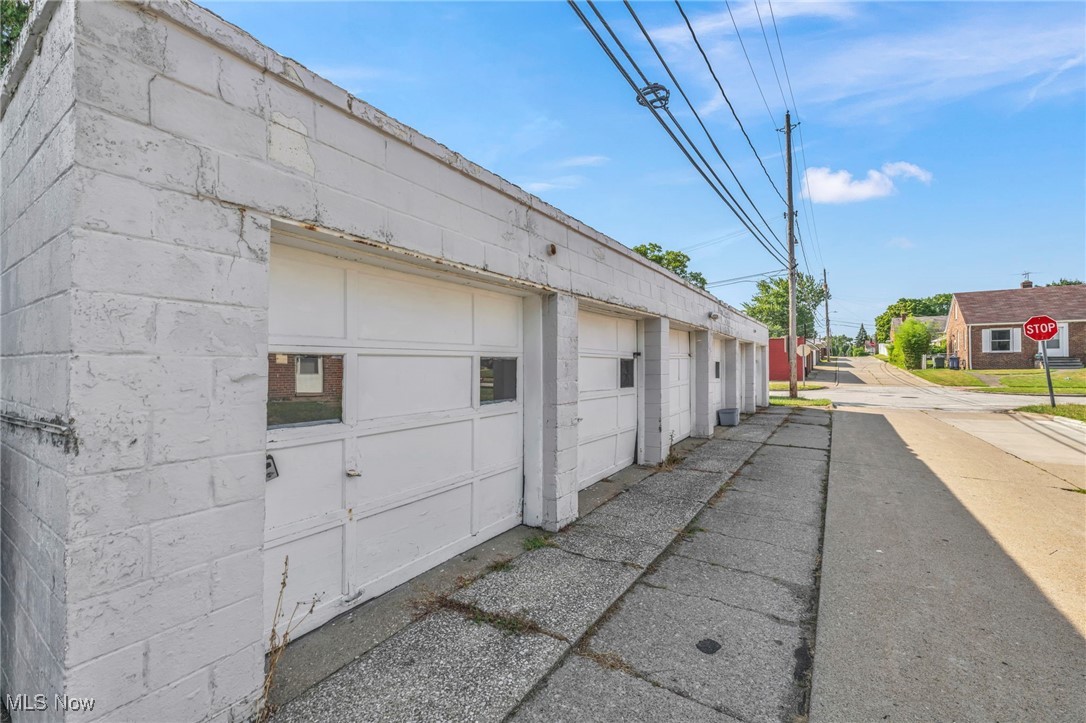 Ridgeview Manor - Commercial Sale