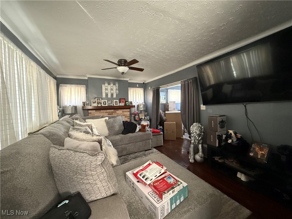 Lorain Villas - Residential