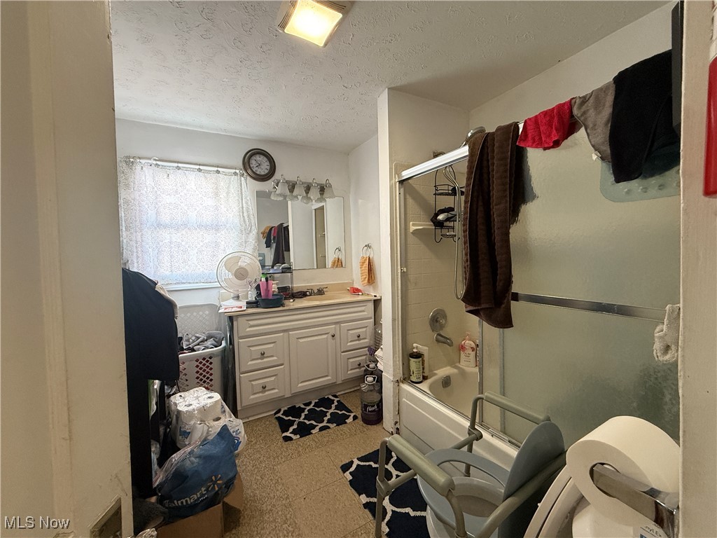 Lorain Villas - Residential