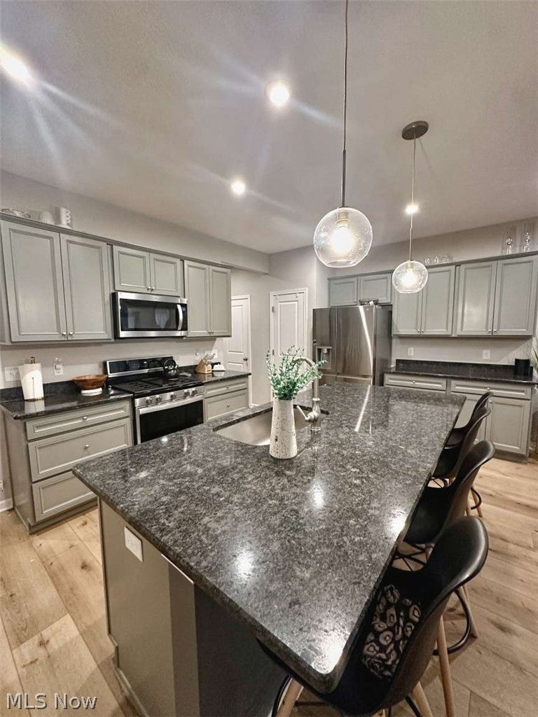 875 Dipper Lane 4