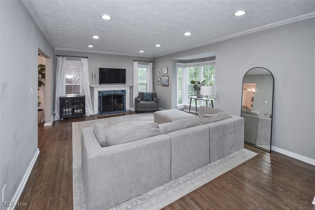 17917 Scottsdale Boulevard