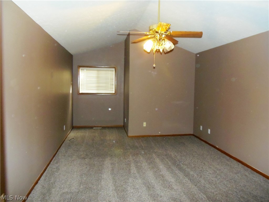 Woodbury Condo - Residential